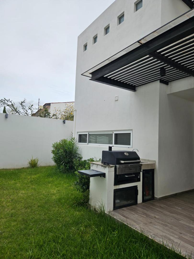 Venta de Casa en lomas de Juriquilla Querétaro 